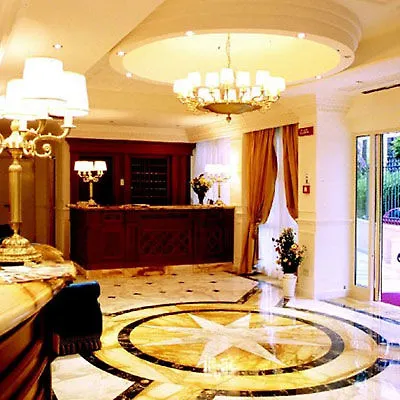 Sunrise Hotel Рим