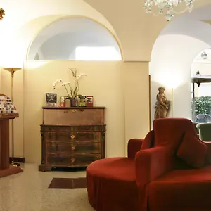 Hotel Santa Chiara, Rom