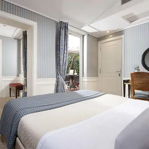 Otel Stendhal, Roma