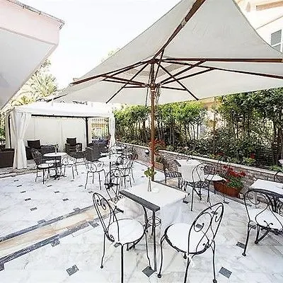 Sunrise Hotel Rom